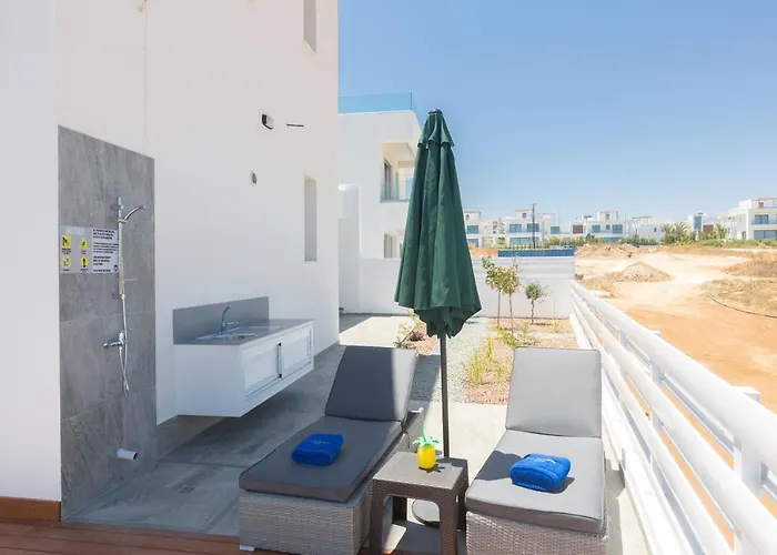 Villa Sol E Mar Protaras